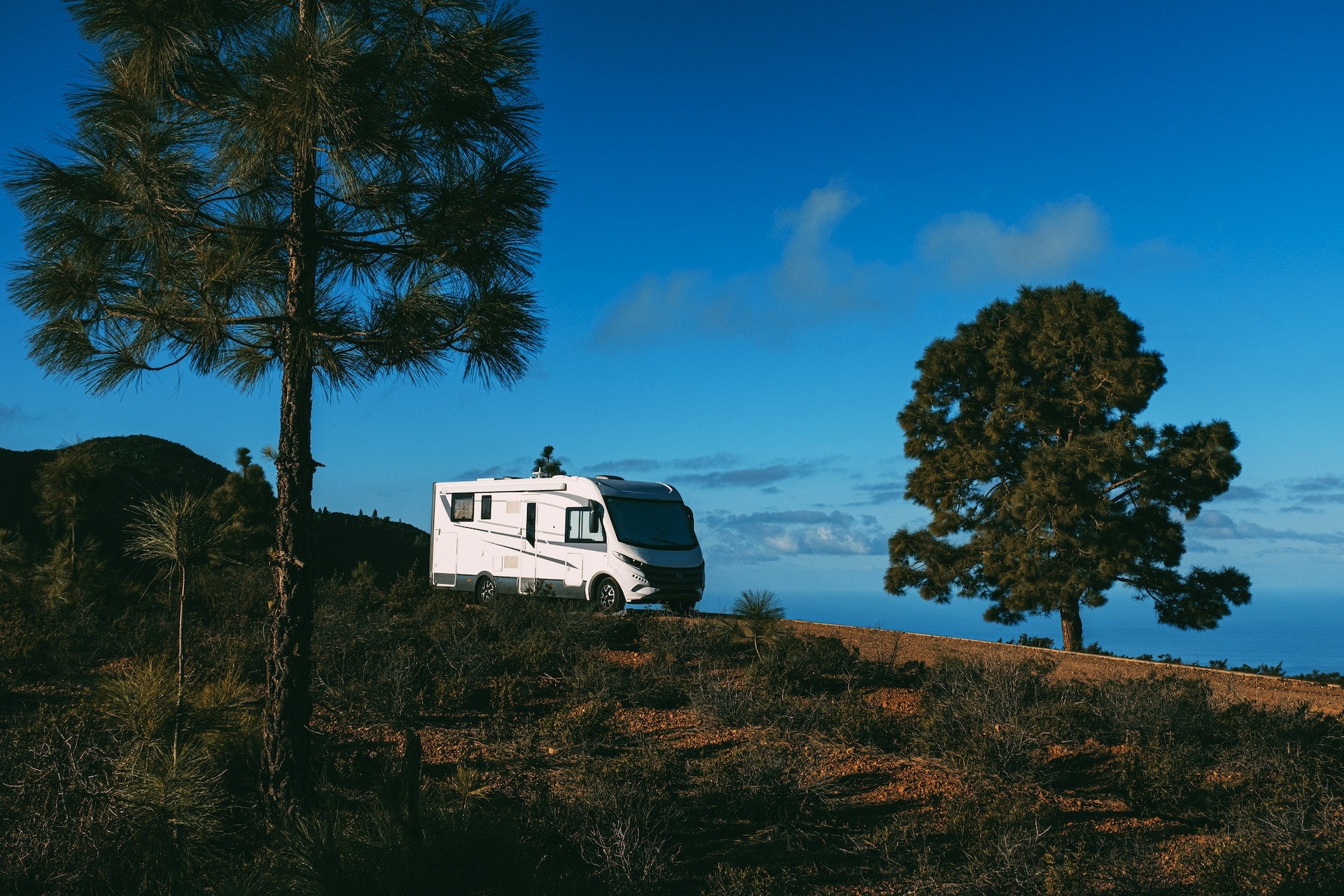 Expert Tips on RV Roof Waterproof Coating: Choosing the Best Coating f ...